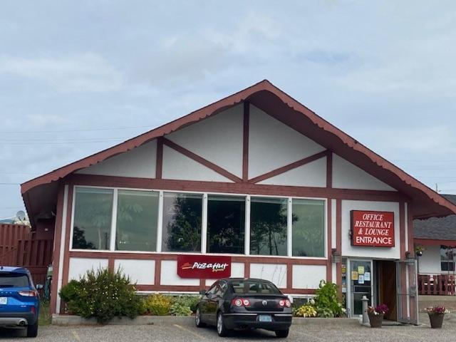 Red Dog Inn Terrace Bay Exterior photo